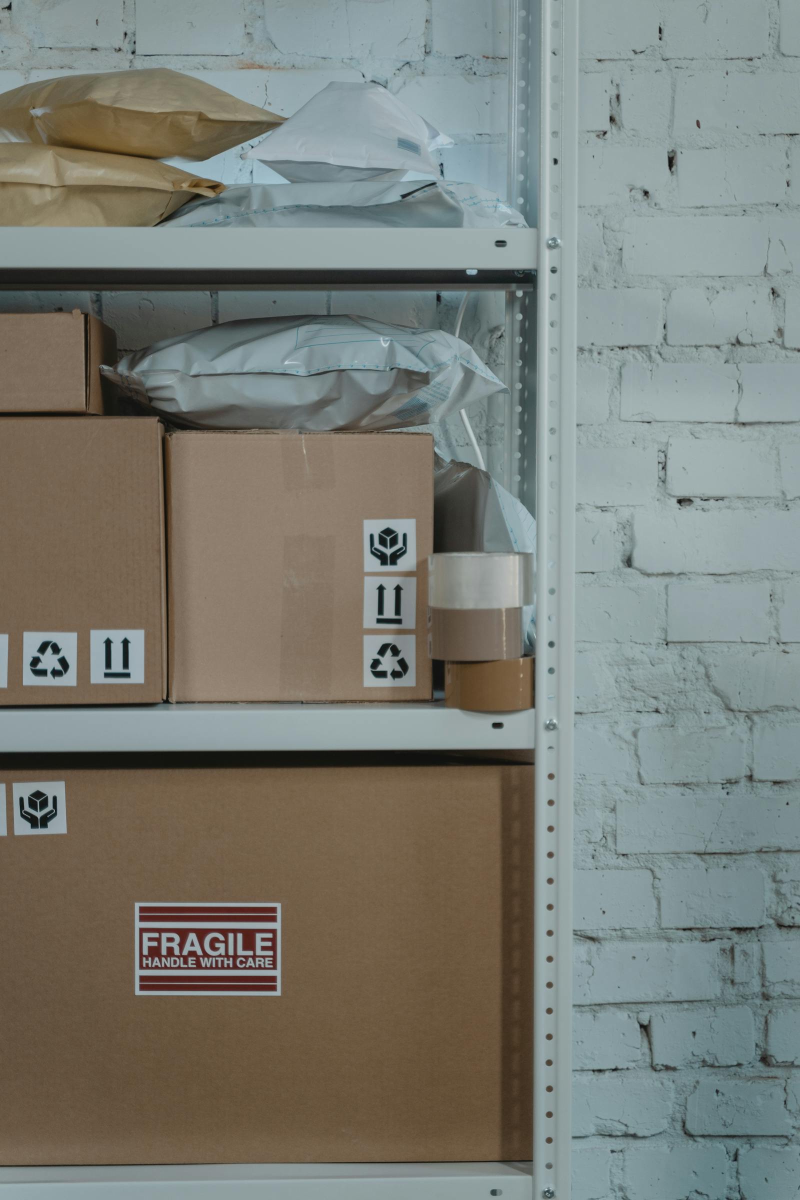 Warehouse Barcode Labels Peeling? The RFID Fix
