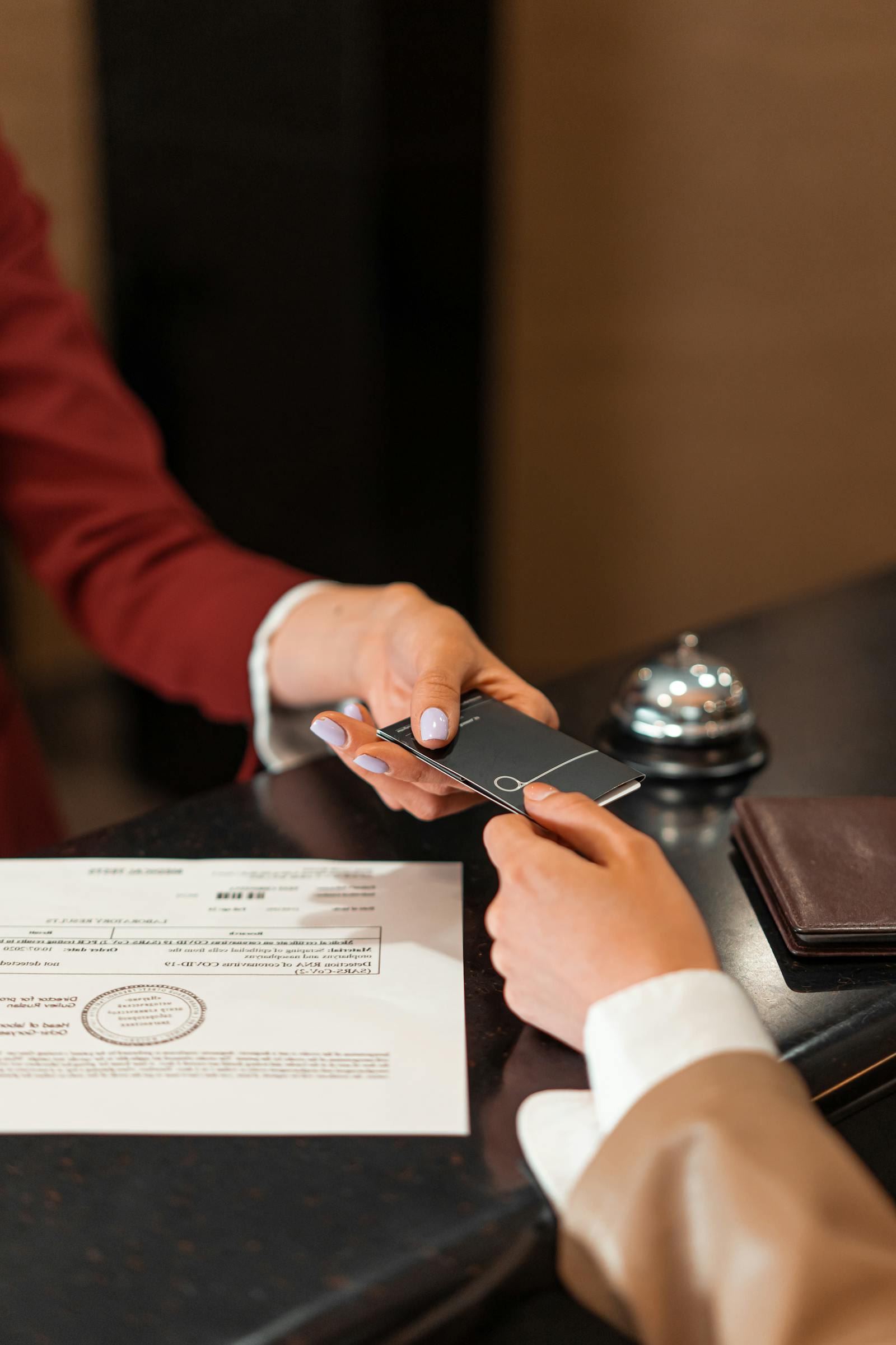 What Is the Best RFID Card for Hotels?