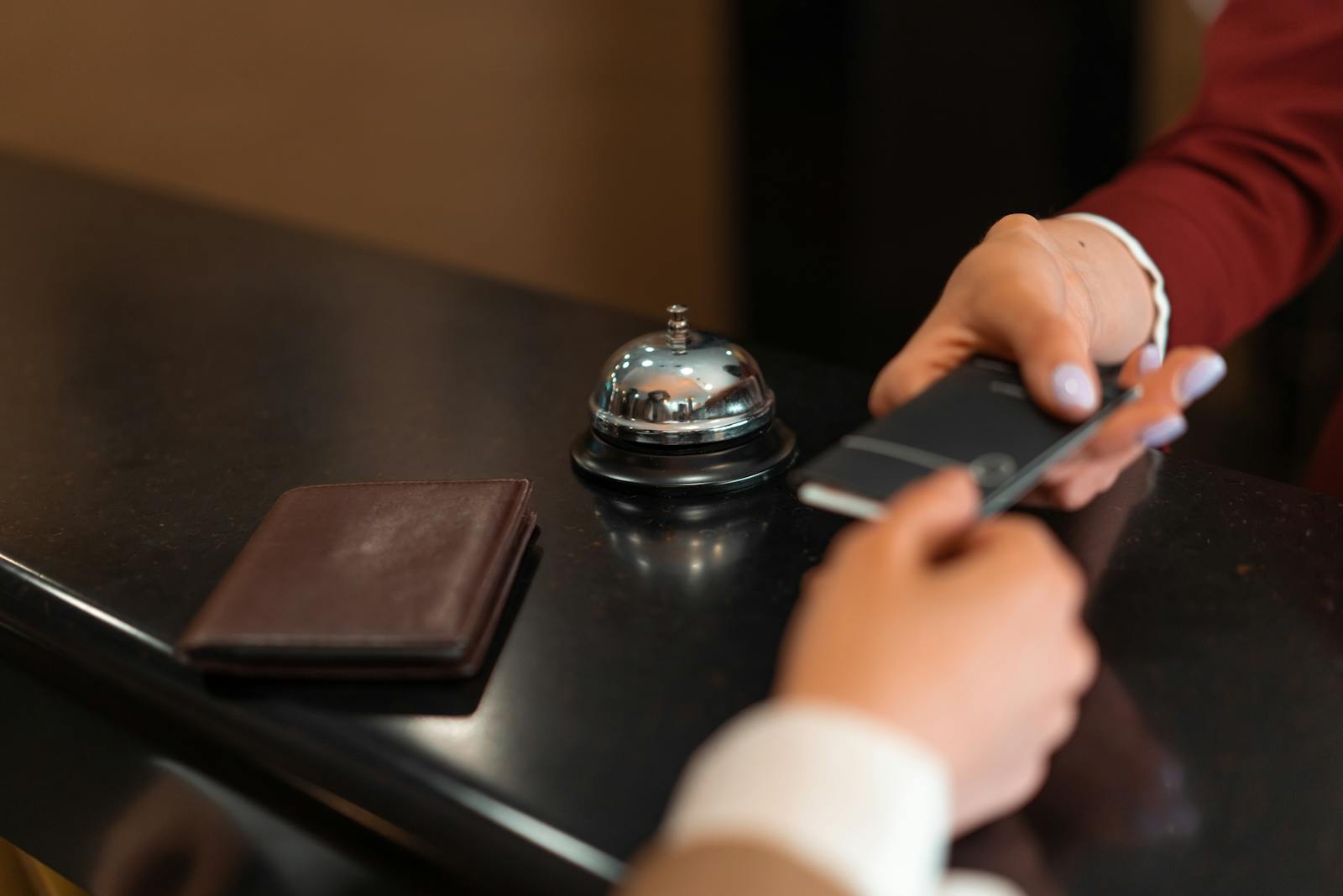 Hotel Keycard Deactivated by Phone Magnet?