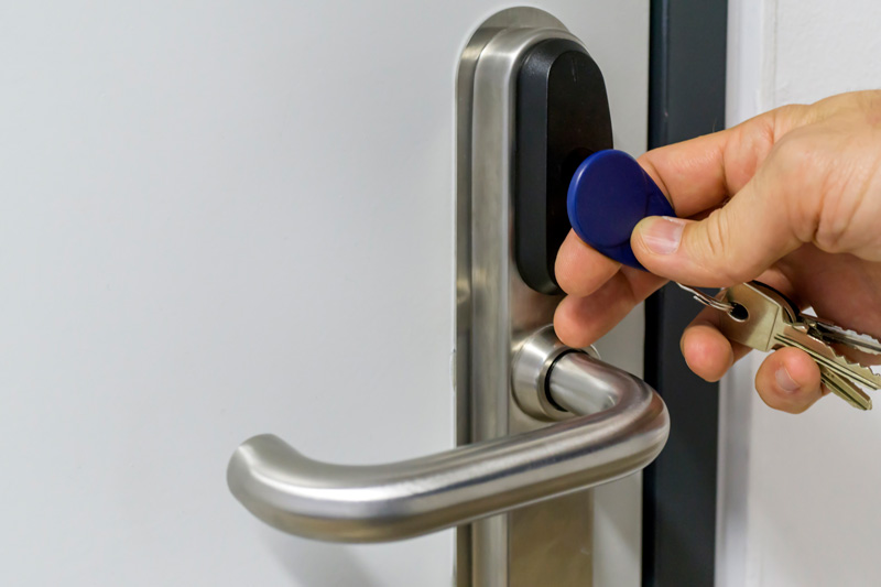 {chip:em-microelectronic-em4305:short_name} Keyfob — 125 kHz Rewritable Access Fob