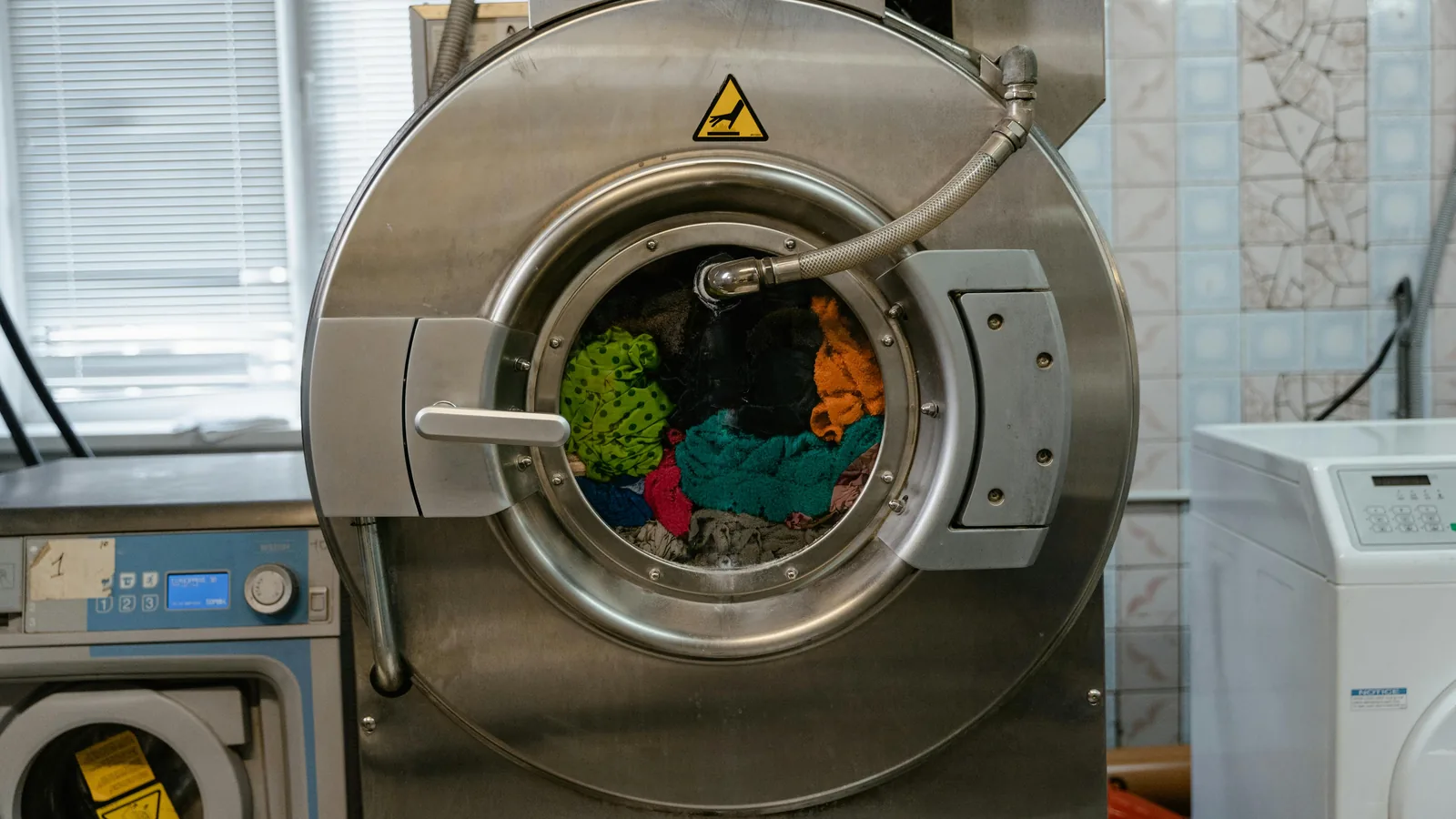 RFID Laundry Tracking — PPS / Silicone / Textile Tags + ISO 6330 + TRSA Hygienically Clean Operations