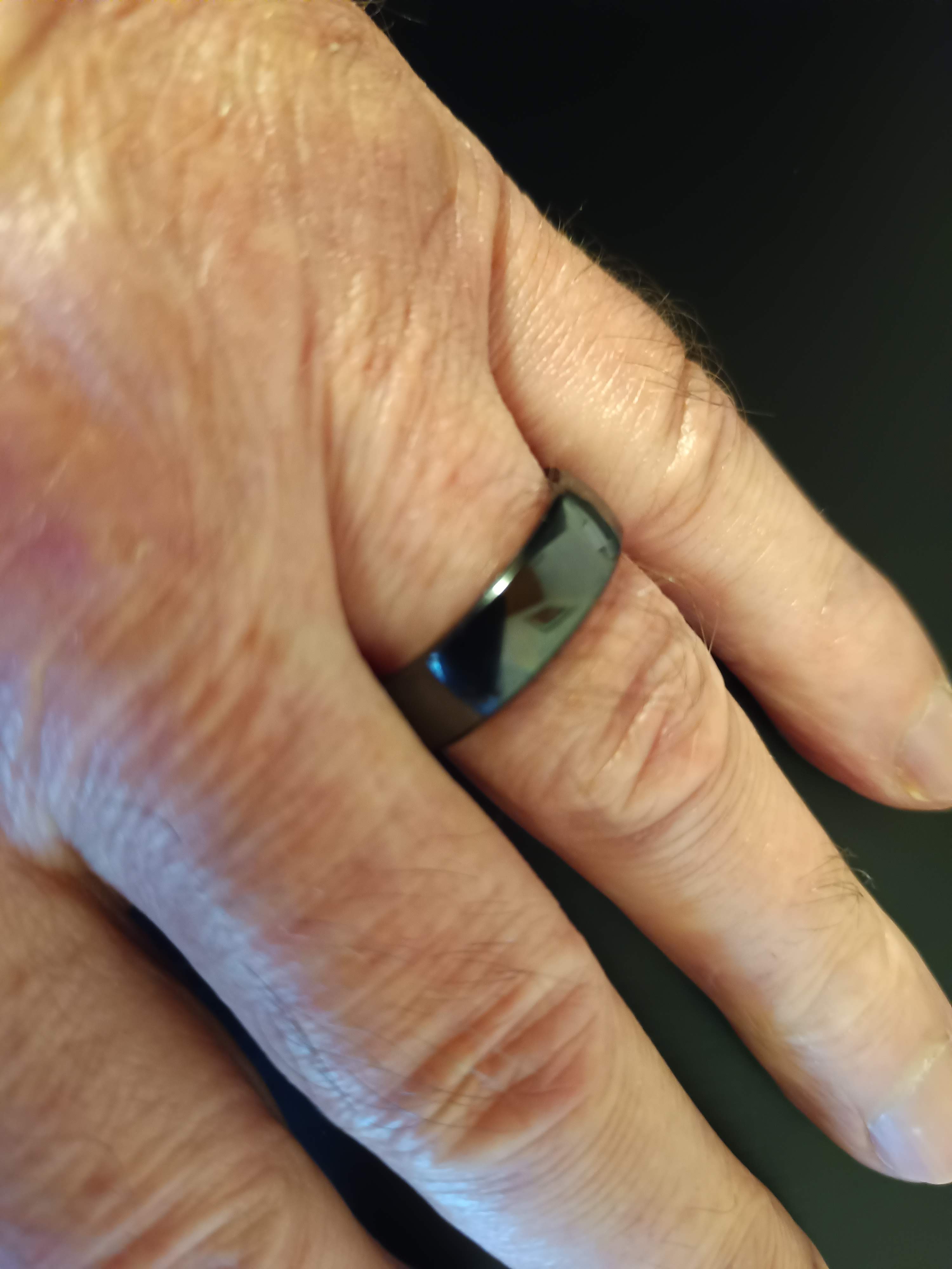 NFC Smart Rings: Wearable Contactless Tech
