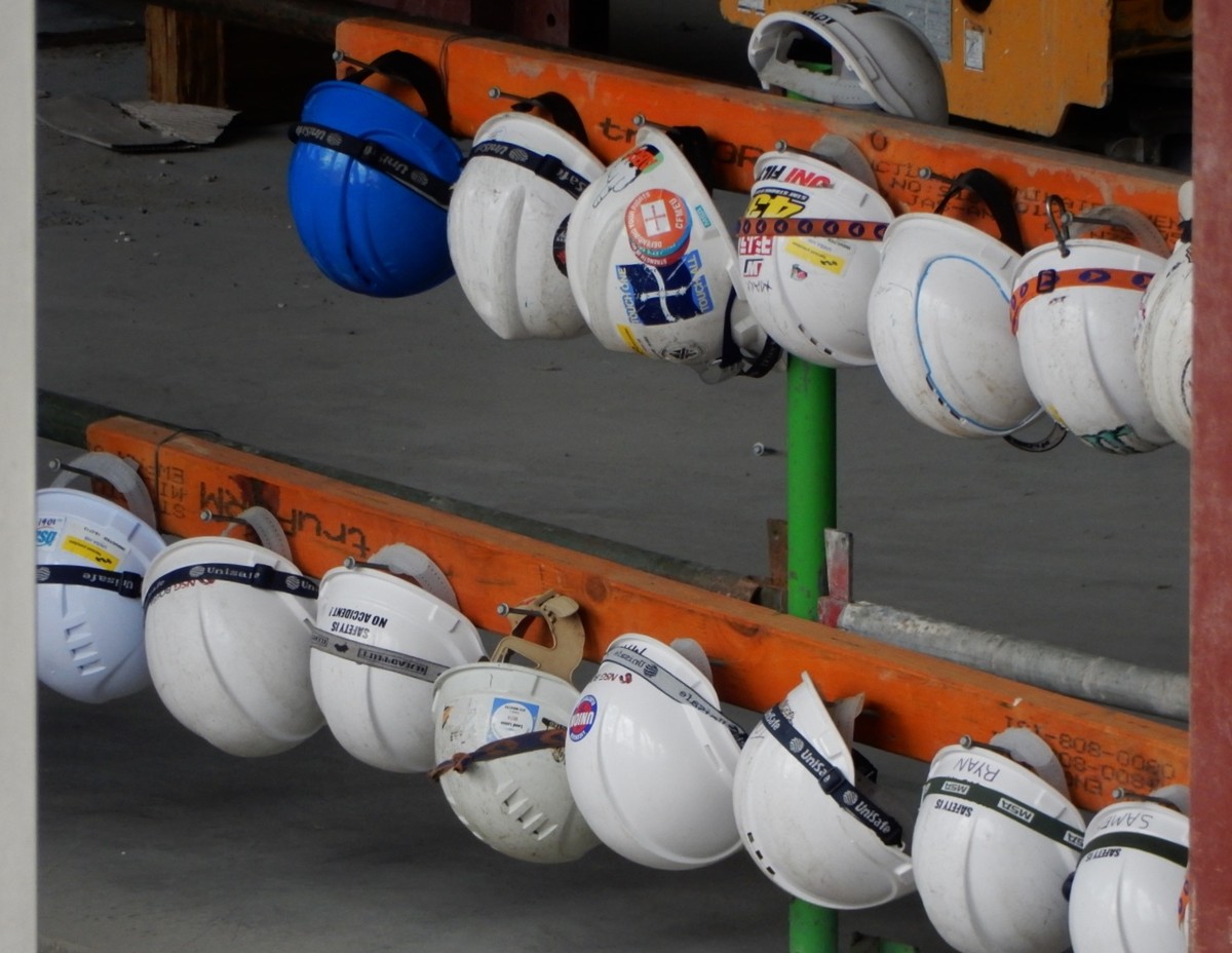 RFID Helmet Tag — PPE Compliance & Inspection ID
