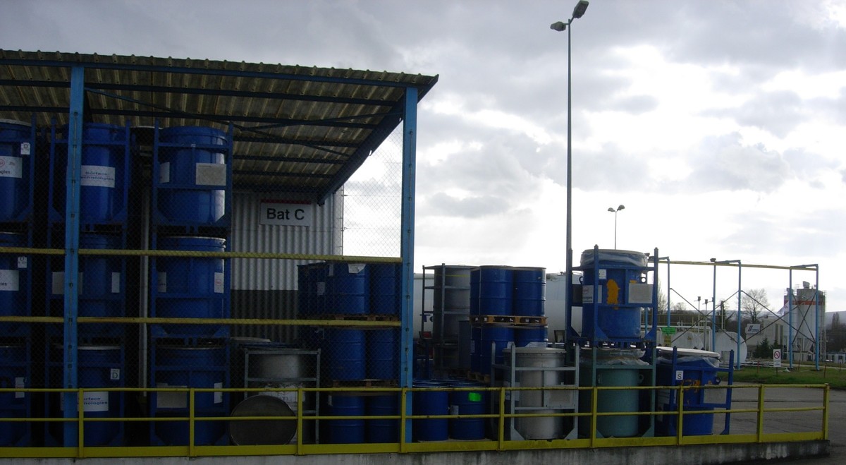 RFID IBC & Chemical Drum Tags — Hazmat Tracking