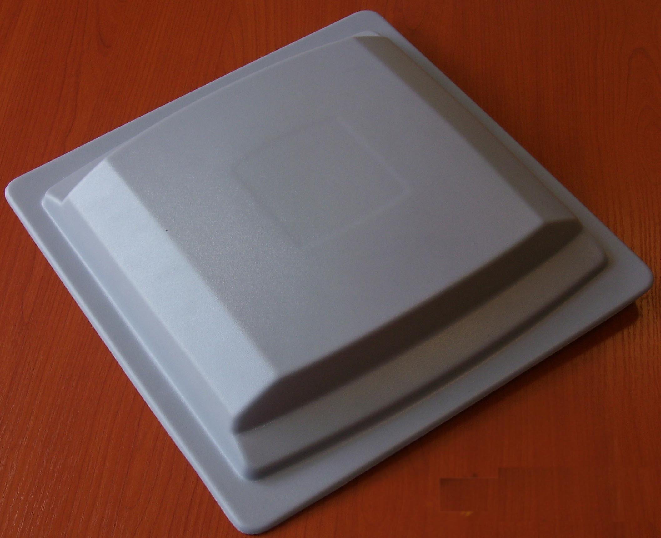 Fixed UHF RFID Reader — Portal & Dock-Door