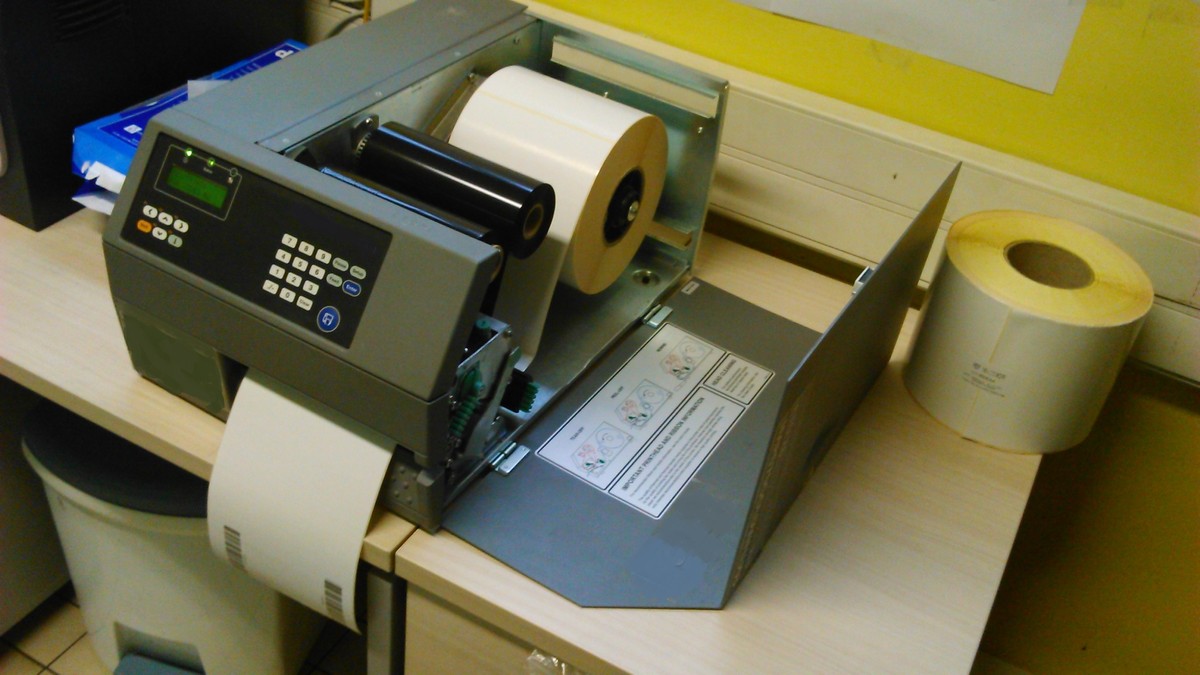 RFID Tag MOQ Strategy — Negotiating Below MOQ